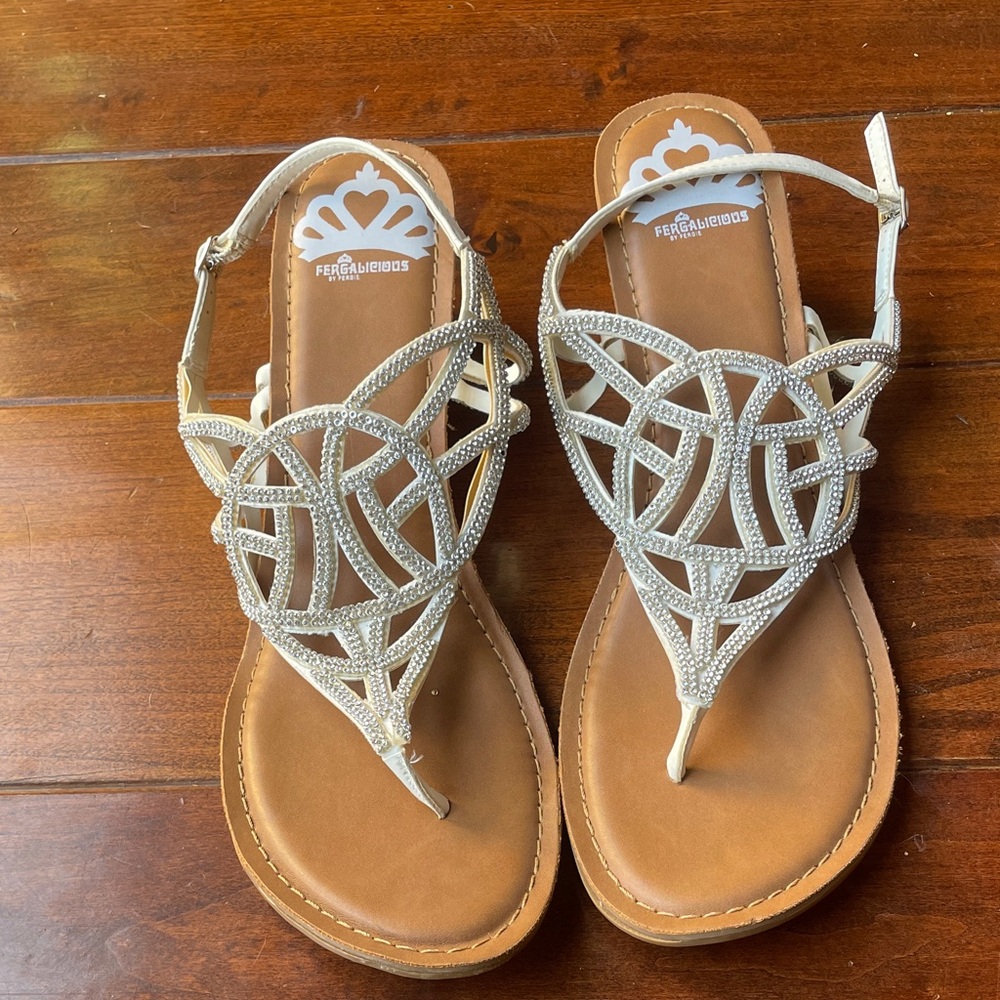 Fergalicious NWOT Women's Tan and Cream Sandals